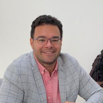 Larry Calderon